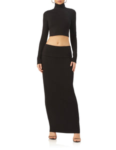 ESSENTIAL CROP TOP