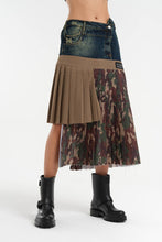 Load image into Gallery viewer, CAMO SKIRT