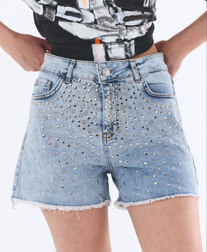 STUD JEAN SHORTS