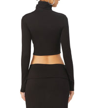 Load image into Gallery viewer, ESSENTIAL CROP TOP