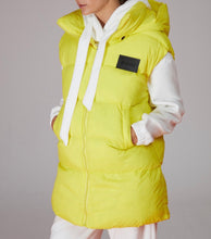 Load image into Gallery viewer, MELLOW VEST
