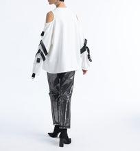 Load image into Gallery viewer, REBELS SWEATER