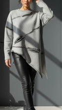 Load image into Gallery viewer, CUTOUT SWEATER