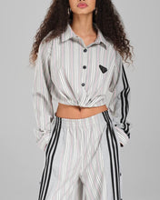 Load image into Gallery viewer, GINA CROP SHIRT
