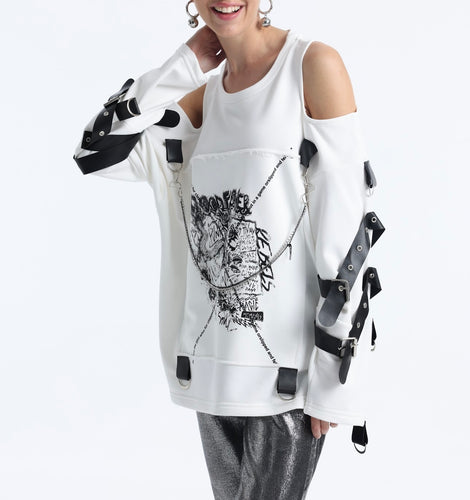REBELS SWEATER