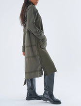 Load image into Gallery viewer, QUEEN G CARDIGAN