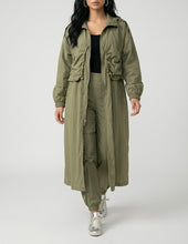 Load image into Gallery viewer, VICTORY RAIN JACKET