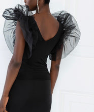 Load image into Gallery viewer, Sleeveless-blouse-detailed-with-tulle.jpg