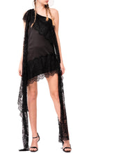 Load image into Gallery viewer, RUNWAY LACE DRESS